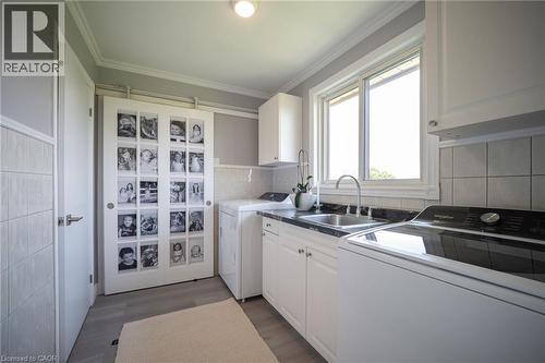 1613 Haldibrook Road, Haldimand County, ON - Indoor Photo Showing Laundry Room