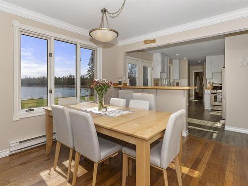 26 Margaret St S, Neebing, ON 