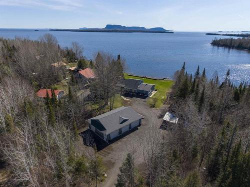 26 Margaret St S, Neebing, ON 