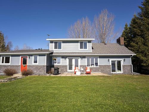 26 Margaret St S, Neebing, ON 