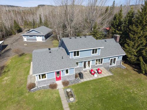 26 Margaret St S, Neebing, ON 