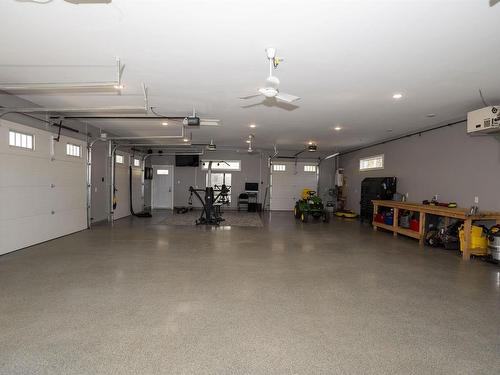 26 Margaret St S, Neebing, ON 