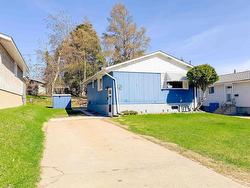 215 Minto Drive Kenora, ON P9N 3K5