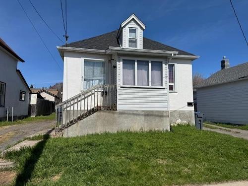 42 Ontario Street  Thunder Bay, ON P7B 3E9