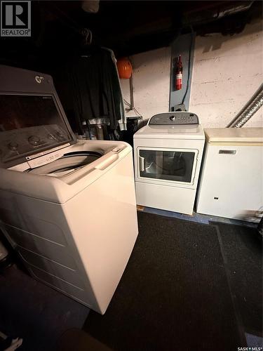 1009 First Street, Estevan, SK - Indoor