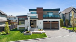 760 Rue Pellerin  Laval (Auteuil), QC H7K 0C5