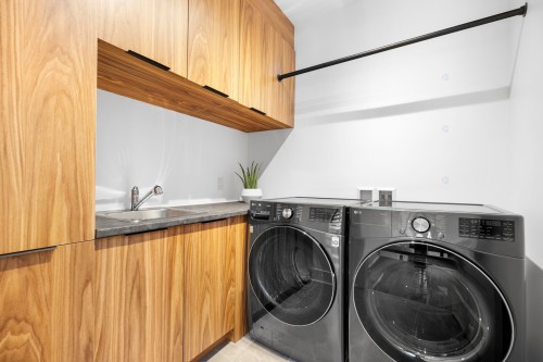 Laundry - 760 Rue Pellerin, Laval (Auteuil), QC - Indoor Photo Showing Laundry Room