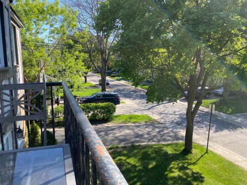 View - 8 Av. Kenaston, Mont-Royal, QC - Outdoor