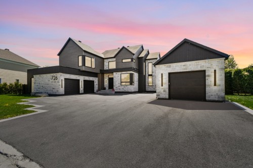 726 Rue John-Murphy  Saint-Lin/Laurentides, QC J5M 2Z4