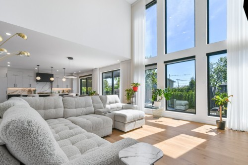 Salon - 726 Rue John-Murphy, Saint-Lin/Laurentides, QC - Indoor Photo Showing Living Room