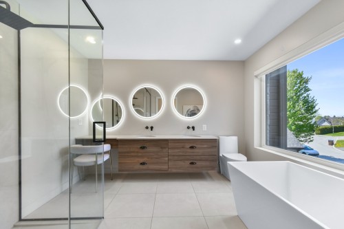 Salle de bains attenante à la CCP - 726 Rue John-Murphy, Saint-Lin/Laurentides, QC - Indoor Photo Showing Bathroom