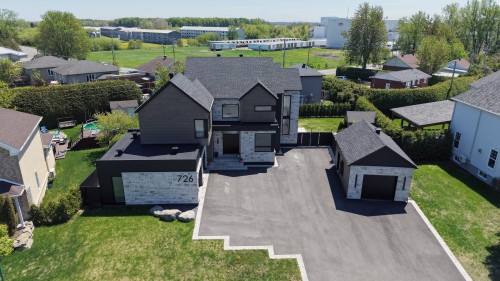 Photo aérienne - 726 Rue John-Murphy, Saint-Lin/Laurentides, QC - Outdoor