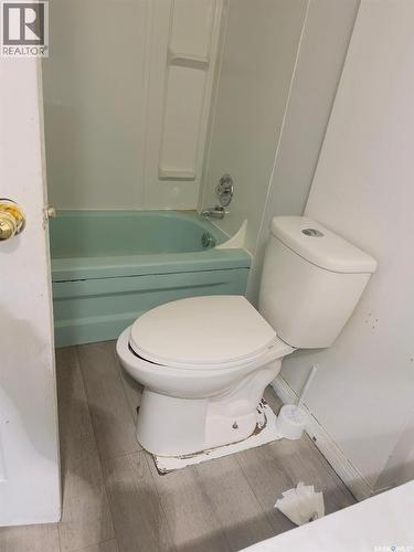 1607 Acadia Drive, Saskatoon, SK - Indoor Photo Showing Bathroom