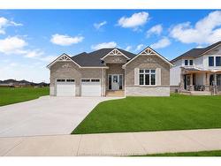 18 Rosewood Crescent Chatham, ON N7M 0V4