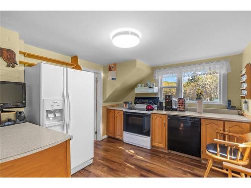 9 Gushue'S Road, Conception Harbour, NL - Indoor Photo Showing Kitchen