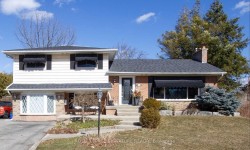 251 Third Line Oakville, ON L6L 4A2