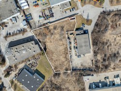 10 Chisholm Court Ajax, ON L1S 4N8