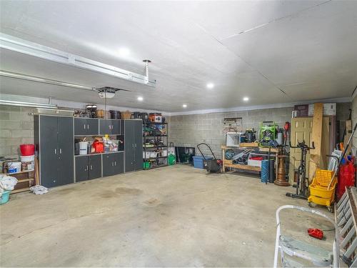 1081 Laurier Crescent, Sarnia, ON 