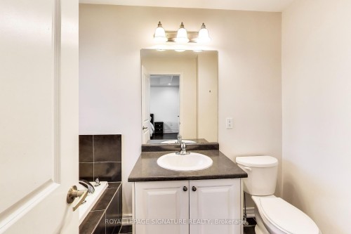 259 Barons Street, Vaughan, ON - Indoor Photo Showing Bathroom