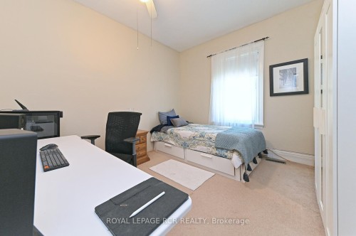 598304 Second Line W, Mulmur, ON - Indoor Photo Showing Bedroom