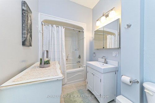 598304 Second Line W, Mulmur, ON - Indoor Photo Showing Bathroom