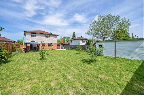 7258 Vernor Drive, Mississauga, ON - Outdoor