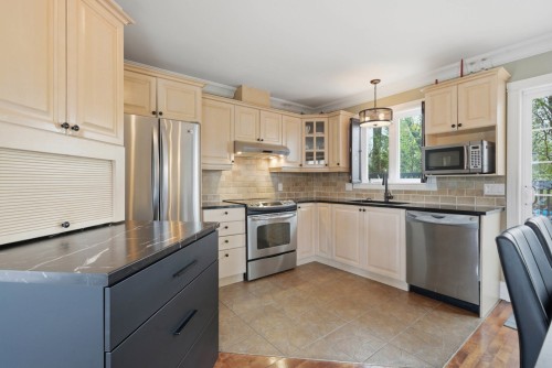 Kitchen - 825 Carré Jean-Pierre-Beaudry, Acton Vale, QC - Indoor Photo Showing Kitchen