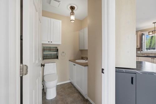 Powder room - 825 Carré Jean-Pierre-Beaudry, Acton Vale, QC - Indoor