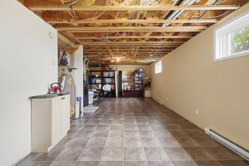 Basement - 825 Carré Jean-Pierre-Beaudry, Acton Vale, QC - Indoor Photo Showing Other Room