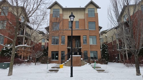 2730 Rue des Francs-Bourgeois  Boisbriand, QC J7H 0B7