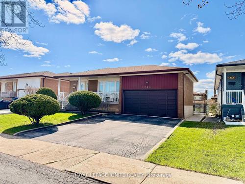 3746 Teeswater Road, Mississauga, ON - Outdoor
