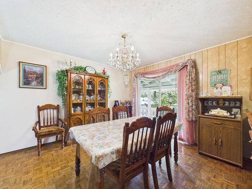 8489 Hwy 95A, Kimberley, BC - Indoor Photo Showing Dining Room