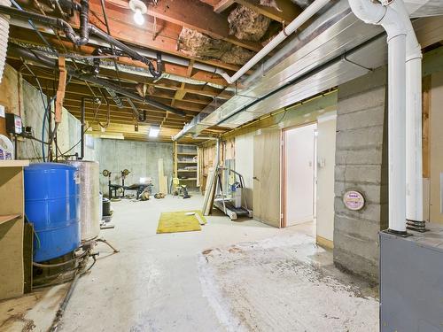 8489 Hwy 95A, Kimberley, BC - Indoor Photo Showing Basement