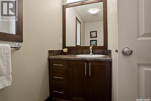 8034 Fairways West Drive, Regina, SK - Indoor Photo Showing Bathroom