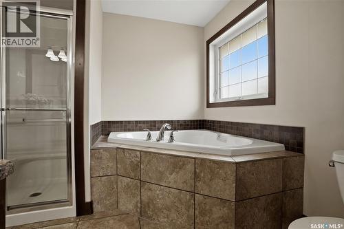 8034 Fairways West Drive, Regina, SK - Indoor Photo Showing Bathroom