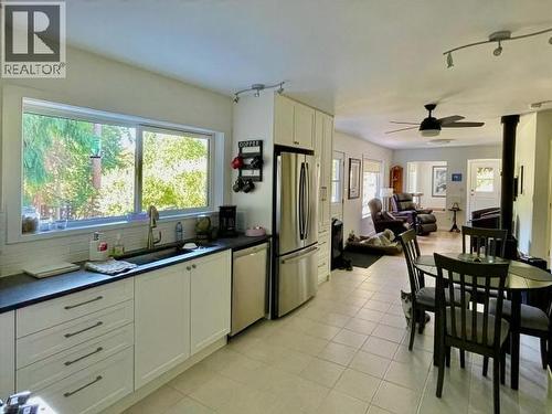 4108 Highway 101, Powell River, BC - Indoor