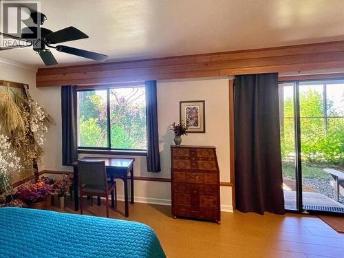 4108 Highway 101, Powell River, BC - Indoor Photo Showing Bedroom