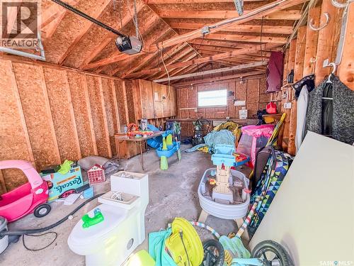 128 9Th Avenue E, Melville, SK - Indoor