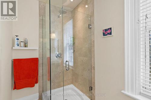 272 Pine Street, Milton, ON - Indoor Photo Showing Bathroom