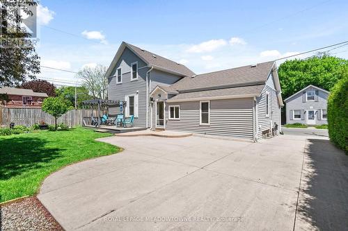 272 Pine Street, Milton, ON - Outdoor