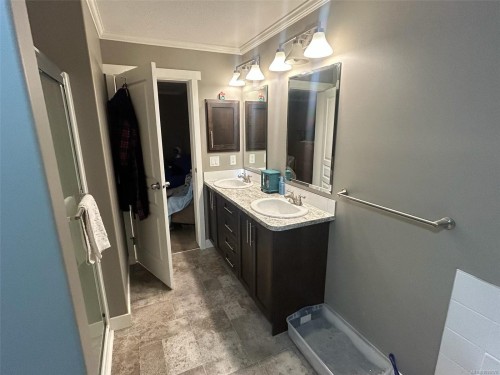 2550 Sooke River Rd, Sooke, BC 
