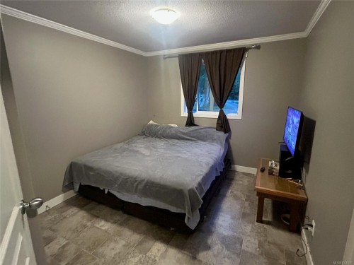 2550 Sooke River Rd, Sooke, BC 