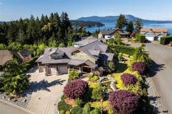 601 Sentinel Dr Mill Bay, BC V0R 2P4