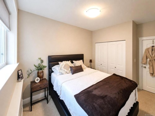 667 Nelson Rd, Campbell River, BC 