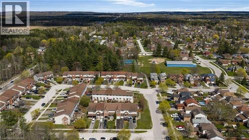 Quiet crescent with no through traffice. - 4 Parkside Crescent, Angus, ON - Outdoor With View