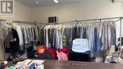 674 COLLEGE STREET Toronto, ON M6G 1B8