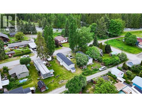 Birds eye view of manufactured home on park pad - 244 E Avenue Unit# 3, Kaslo, BC 