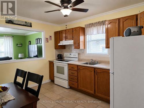 Eat in kitchen open to Living room - 145 Danis Avenue, Cornwall, ON - Indoor Photo Showing Kitchen