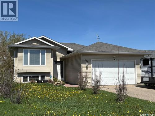 358 1st AVENUE W  Melville, SK S0A 2P0