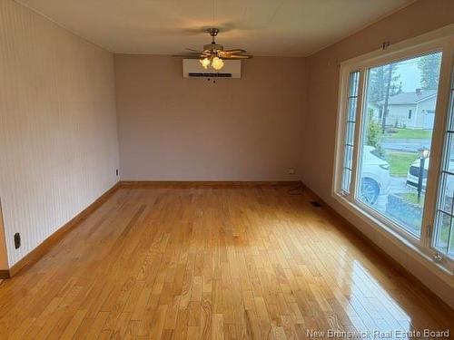1091 James St, Bathurst, NB 